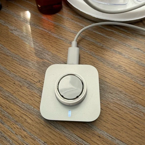 Oura Ring 4 Ceramic Cloud Size 11 - Picture 7 of 8